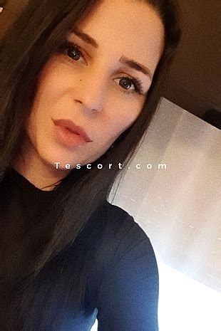 Escort Girl Creil. Trouvez une belle Escorte Girl Creil